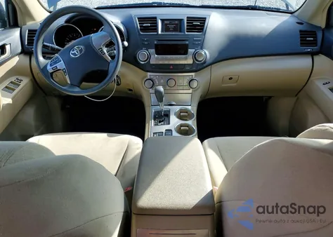 2011 Toyota Highlander Base z USA, uszkodzony, nr VIN 5TDBK3EHXBS047054